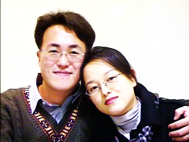 a.jpg (51232 bytes)
