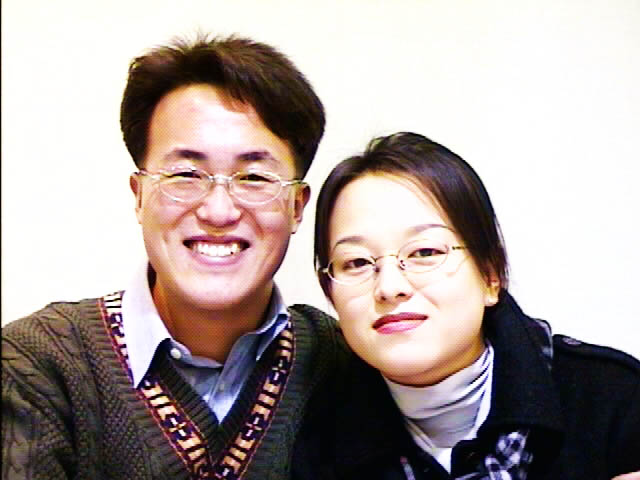 b.jpg (52575 bytes)